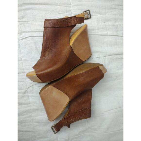 Kork-Ease Womens Berit Wedge Leather Sandal Sleek Classic Heel Brown Tan Size 8M - Picture 1 of 7